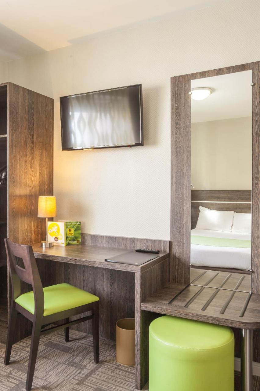 Logis Hotel Les Voyageurs Lezoux エクステリア 写真